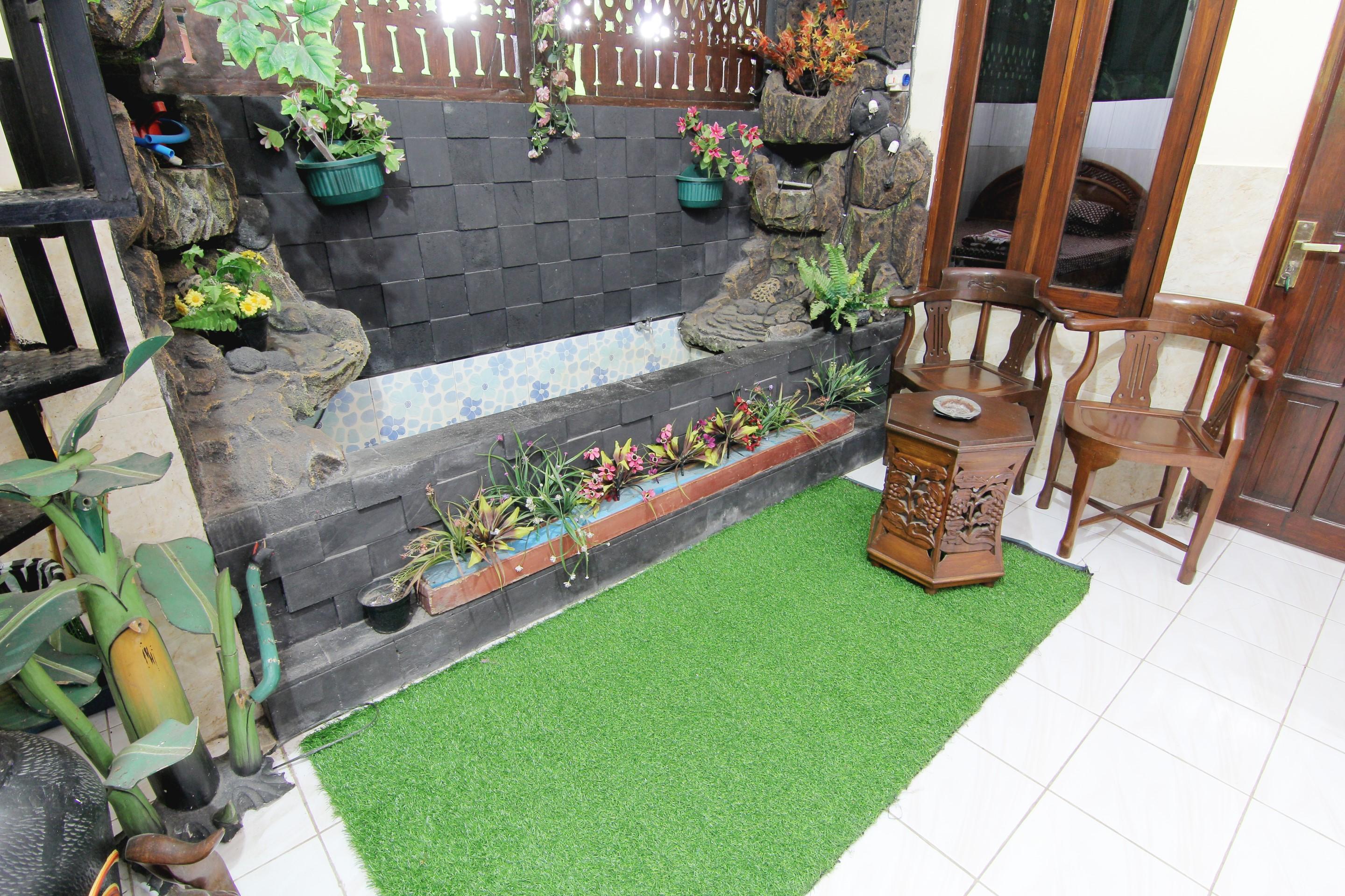 Wanderlust Homestay Yogyakarta Esterno foto