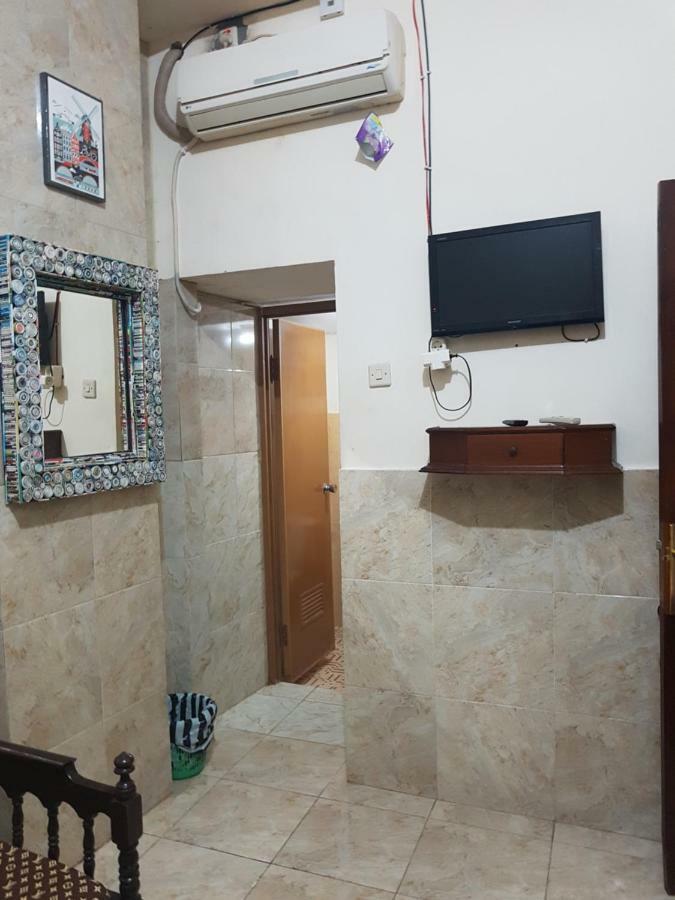 Wanderlust Homestay Yogyakarta Esterno foto